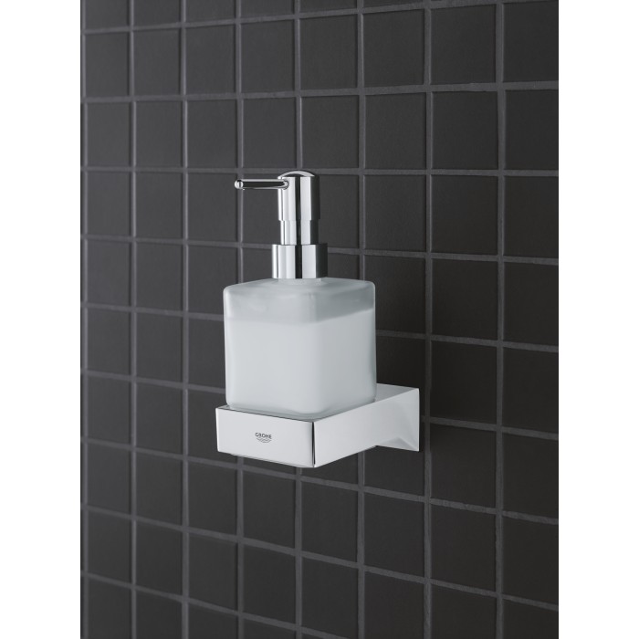 Дозатор рідкого мила Grohe Selection Cube (40805000) Дозатор рідкого мила Grohe Selection Cube (40805000)