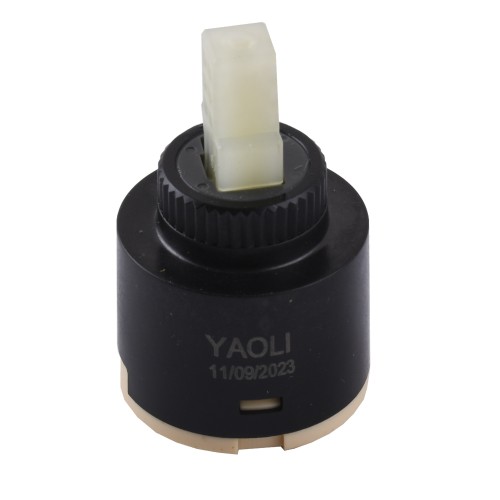NCV-03Y-D35-(YAOLI)-Картридж для змішувача ф.35 - Короткий,чорний