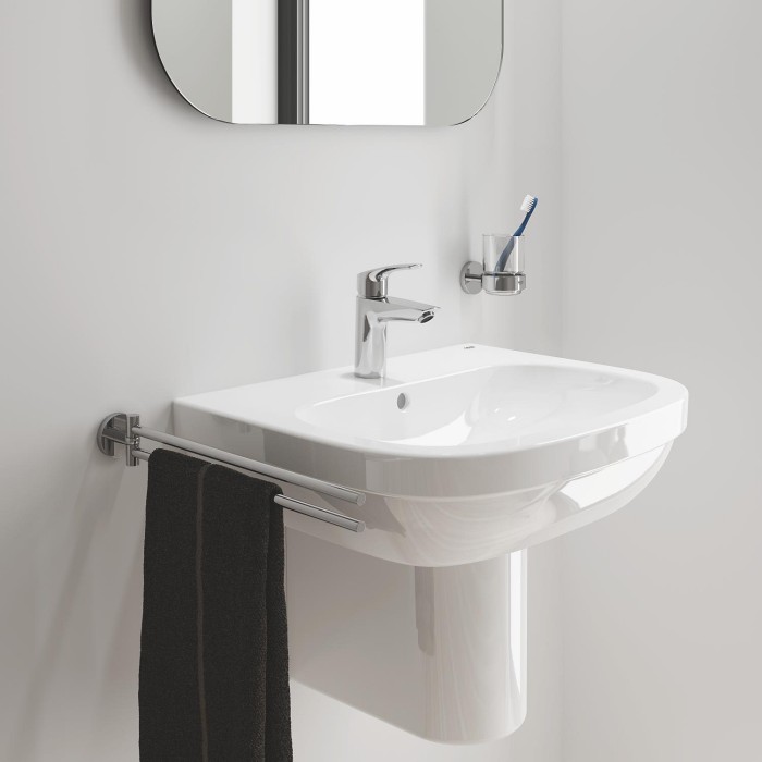 Одноважільний змішувач для раковини S-Size Grohe Eurosmart New з натискним донним клапаном (23922003) Одноважільний змішувач для раковини S-Size Grohe Eurosmart New з натискним донним клапаном (23922003)