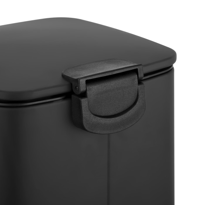 Відро для сміття з плавним закриттям квадратне Zerix Kubix-TC0106 Black 6 л колір чорний (ZX5890) Відро для сміття з плавним закриттям квадратне Zerix Kubix-TC0106 Black 6 л колір чорний (ZX5890)