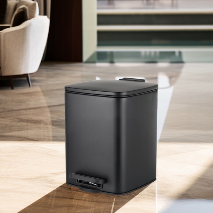 Відро для сміття з плавним закриттям квадратне Zerix Kubix-TC0106 Black 6 л колір чорний (ZX5890) Відро для сміття з плавним закриттям квадратне Zerix Kubix-TC0106 Black 6 л колір чорний (ZX5890)