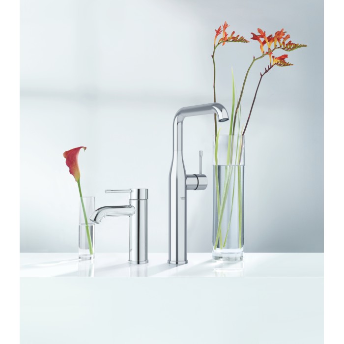 Змішувач для раковини S-розміру Grohe Essence New (23589001) Змішувач для раковини S-розміру Grohe Essence New (23589001)