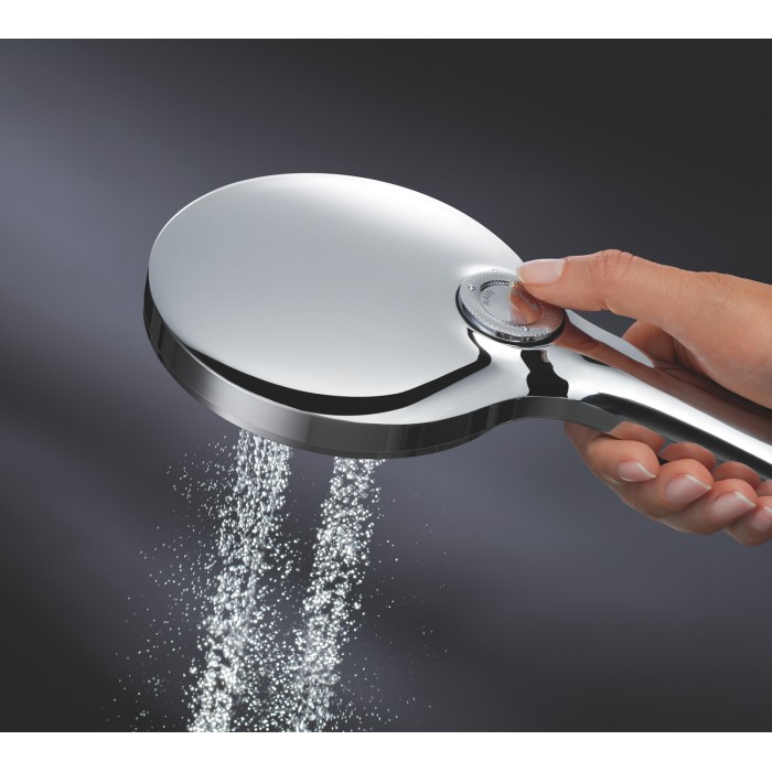 Душовий набір з тримачем, 3 режими струменю Grohe Rainshower SmartActive (26581000) Душовий набір з тримачем, 3 режими струменю Grohe Rainshower SmartActive (26581000)