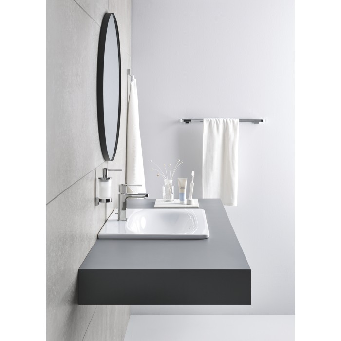 Дозатор рідкого мила Grohe Selection (41028000) Дозатор рідкого мила Grohe Selection (41028000)