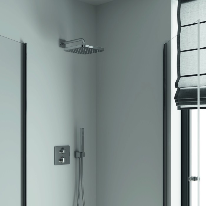 Верхній душ з настінним кронштейном Grohe Tempesta Cube (26687000) Верхній душ з настінним кронштейном Grohe Tempesta Cube (26687000)