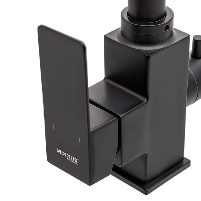 Змішувач для кухні Mixxus KUB-021 Чорний з виходом для питної води (MI5865) Змішувач для кухні Mixxus KUB-021 Чорний з виходом для питної води (MI5865)