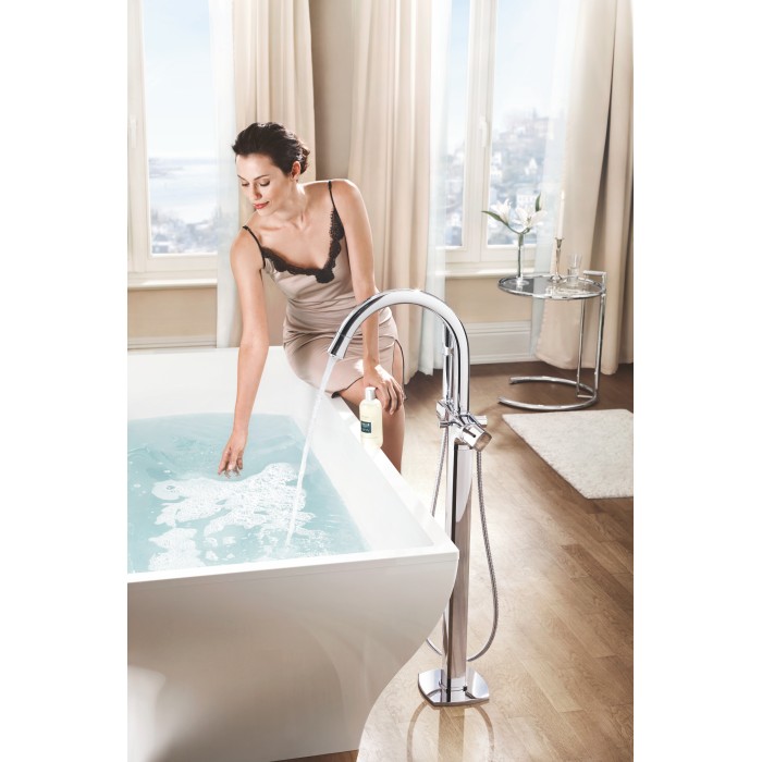 Підлоговий змішувач для ванни Grohe Grandera (23318000) Підлоговий змішувач для ванни Grohe Grandera (23318000)