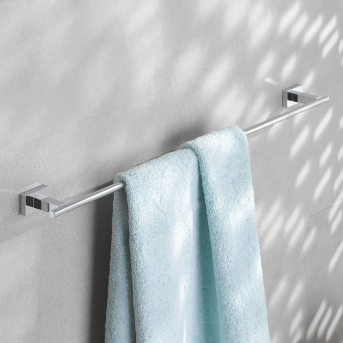 Тримач для рушників Grohe Essentials Cube New (40509001) Тримач для рушників Grohe Essentials Cube New (40509001)