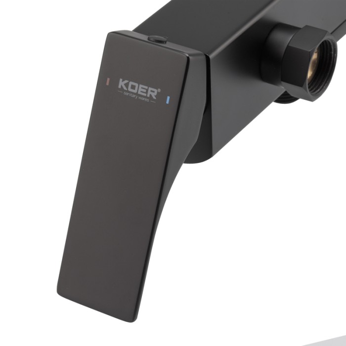 Змішувач для ванни з коротким виливом Koer KB-41010-05 (Колір чорний) (KR3485) Змішувач для ванни з коротким виливом Koer KB-41010-05 (Колір чорний) (KR3485)