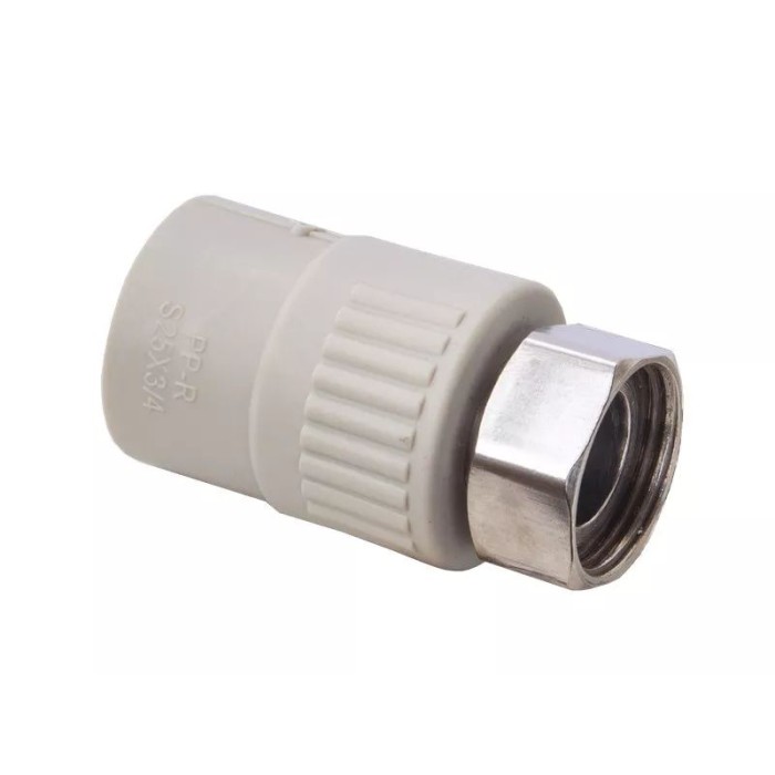 Муфта с мет.НГ 32*1 {100/20} Муфта с мет.НГ 32*1 {100/20}