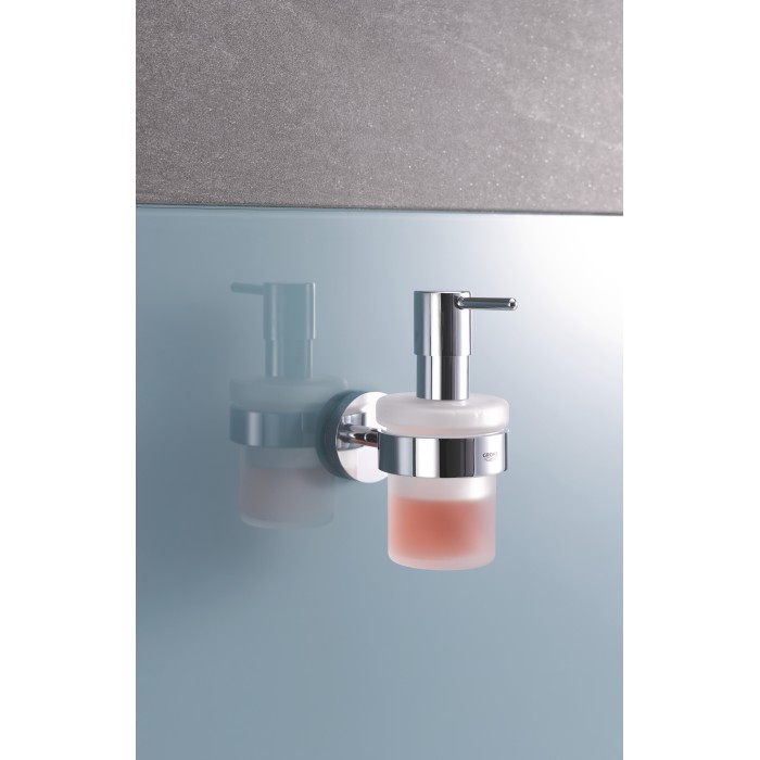 Дозатор рідкого мила Grohe Essentials New (40448001) Дозатор рідкого мила Grohe Essentials New (40448001)