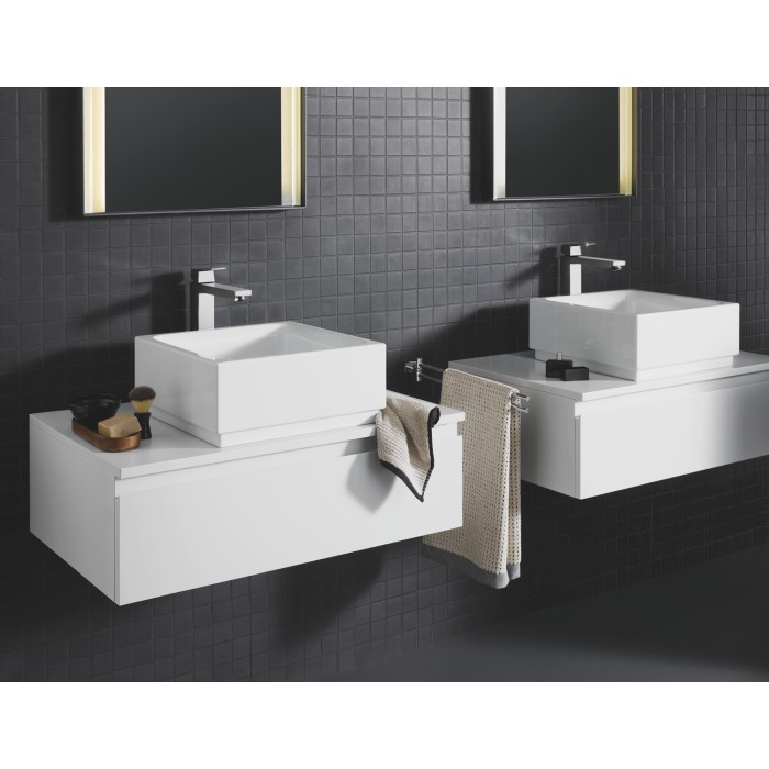 Змішувач на стільницю для раковини XL-розміру Grohe Eurocube (23406000) Змішувач на стільницю для раковини XL-розміру Grohe Eurocube (23406000)