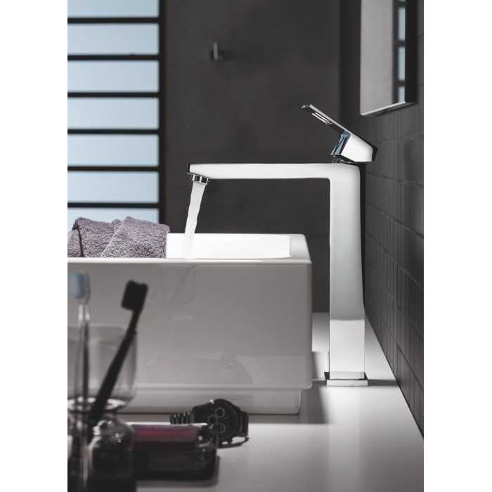 Змішувач на стільницю для раковини XL-розміру Grohe Eurocube (23406000) Змішувач на стільницю для раковини XL-розміру Grohe Eurocube (23406000)