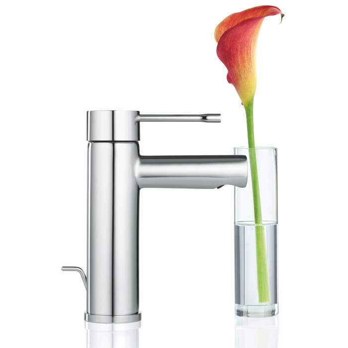 Змішувач для раковини S-розміру Grohe Essence New (32898001) Змішувач для раковини S-розміру Grohe Essence New (32898001)