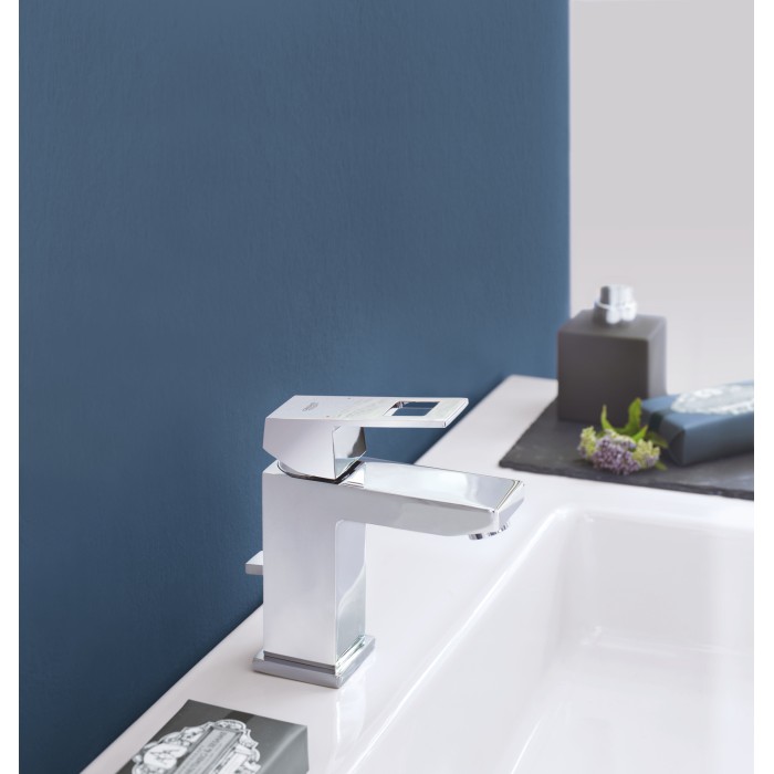 Змішувач для раковини S-розміру Grohe Eurocube (2312700E) Змішувач для раковини S-розміру Grohe Eurocube (2312700E)