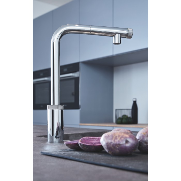 Змішувач для кухні з висувним виливом Grohe Eurosmart New (31613000) Змішувач для кухні з висувним виливом Grohe Eurosmart New (31613000)